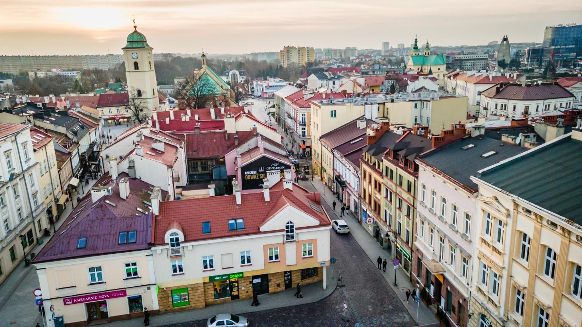 Pod Ratuszem Apartment Rzeszow Ngoại thất bức ảnh