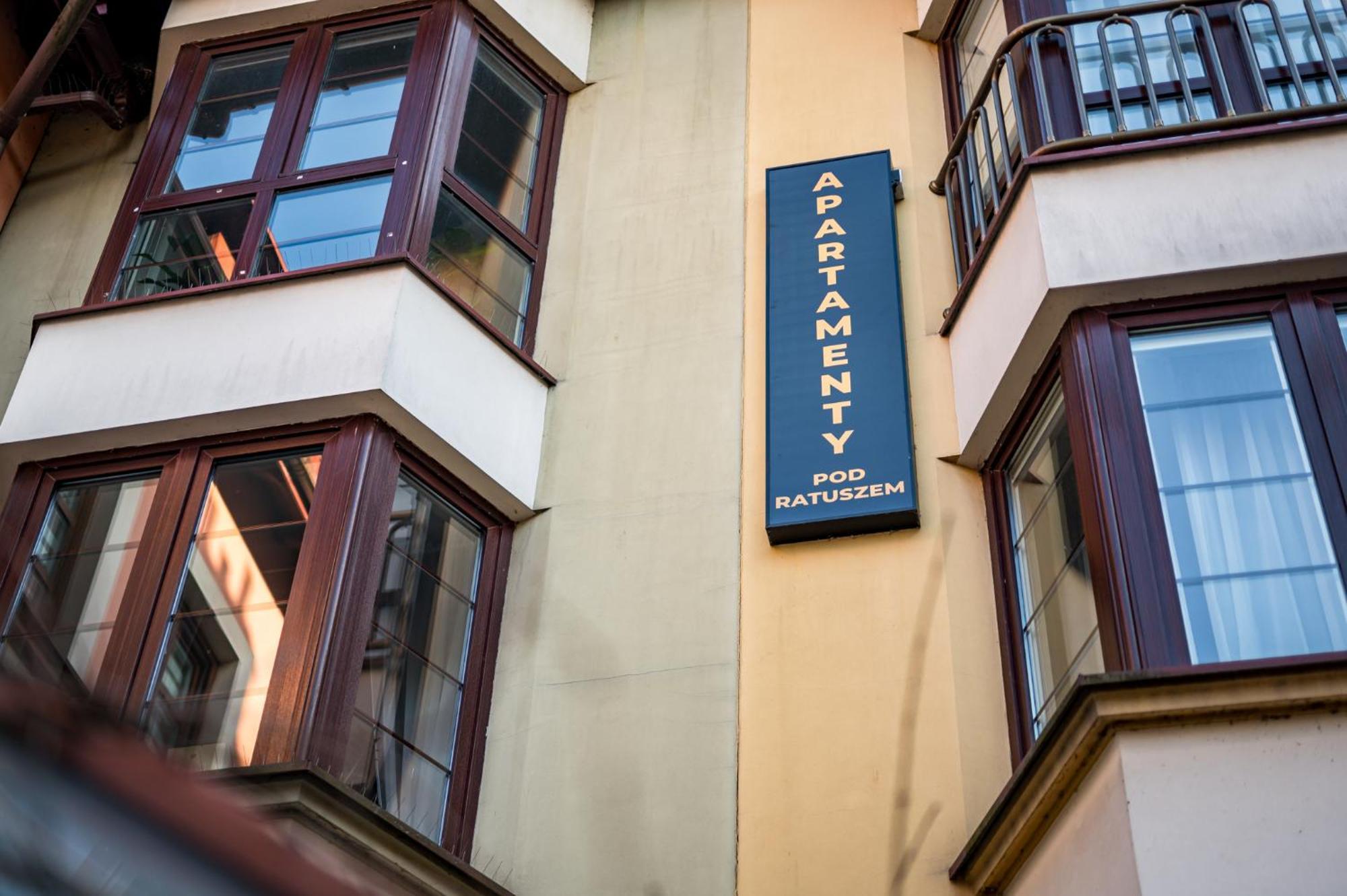 Pod Ratuszem Apartment Rzeszow Ngoại thất bức ảnh