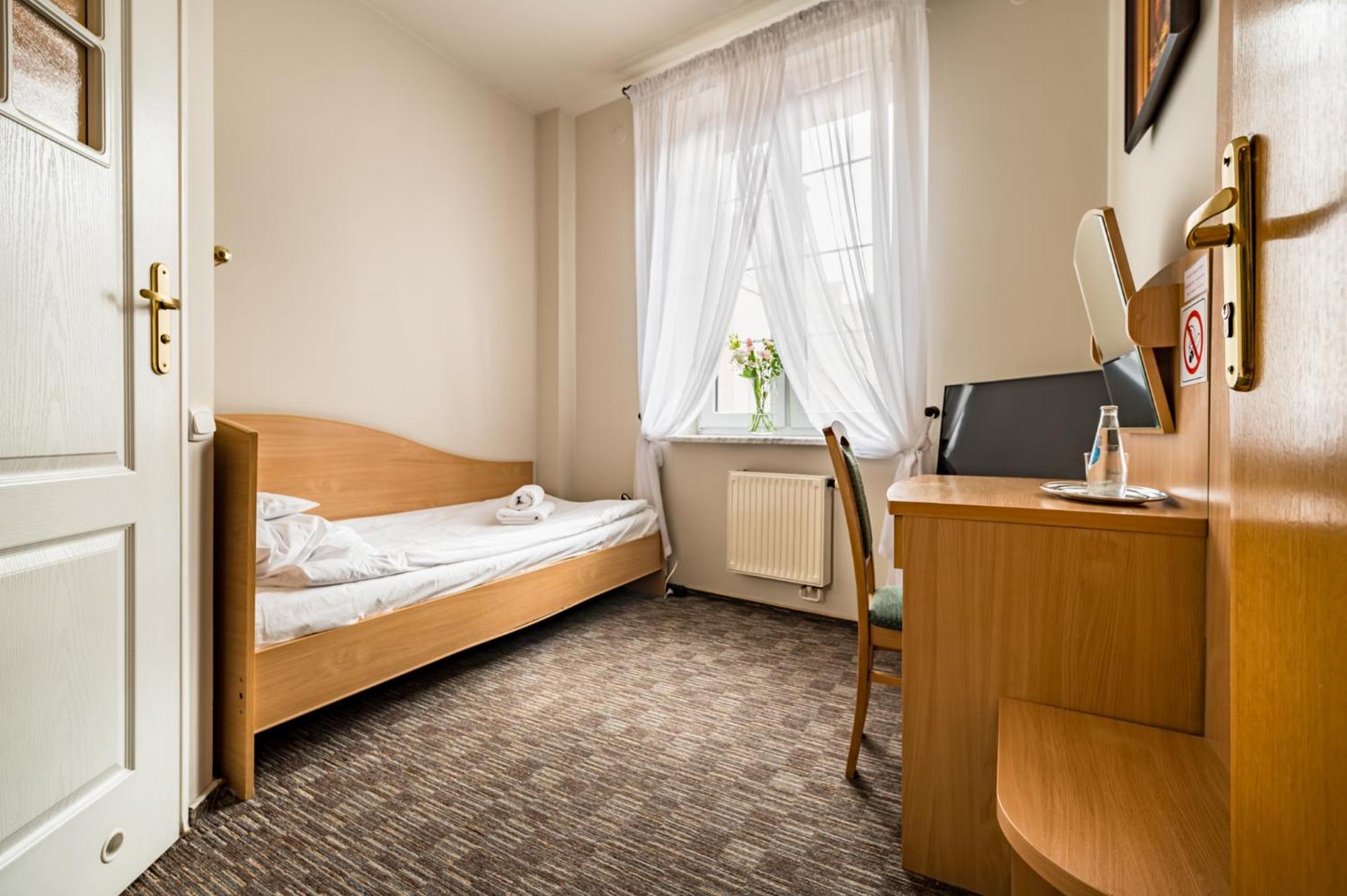 Pod Ratuszem Apartment Rzeszow Ngoại thất bức ảnh