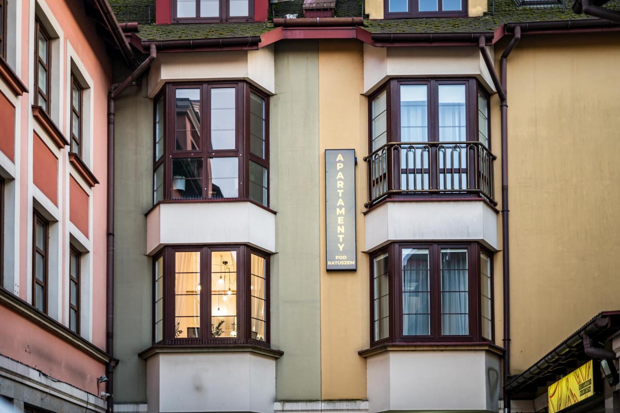 Pod Ratuszem Apartment Rzeszow Ngoại thất bức ảnh